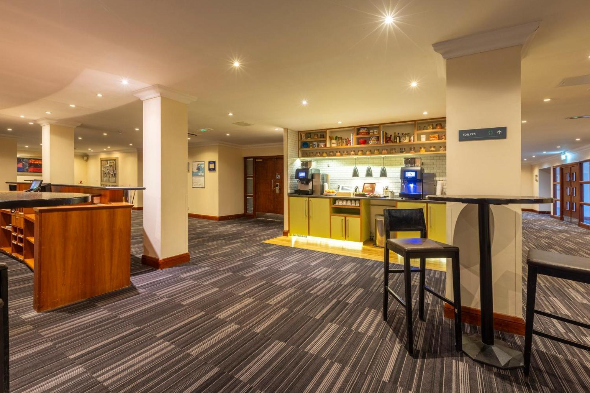 Holiday Inn - Glasgow Airport By Ihg Paisley Exterior photo