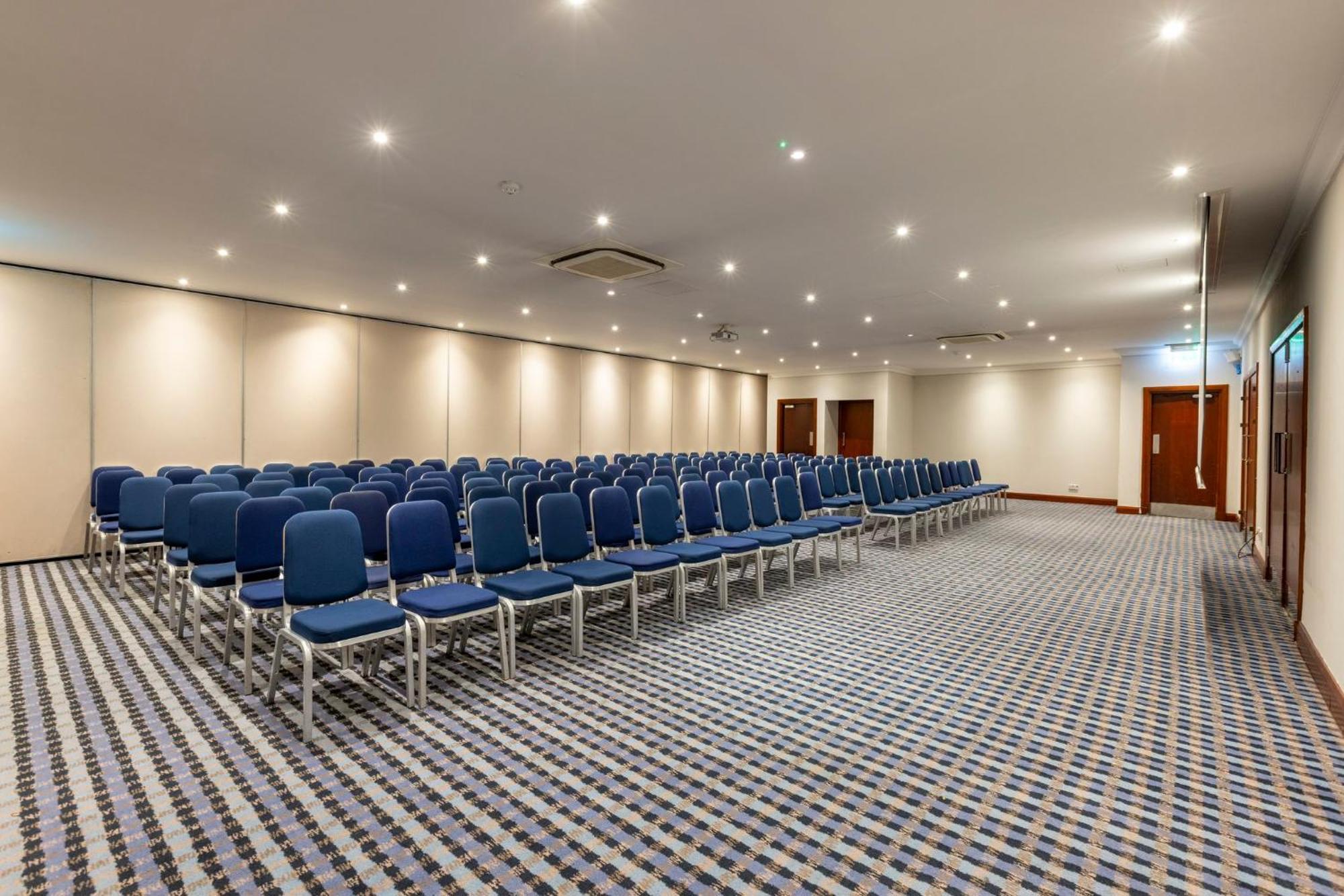 Holiday Inn - Glasgow Airport By Ihg Paisley Exterior photo