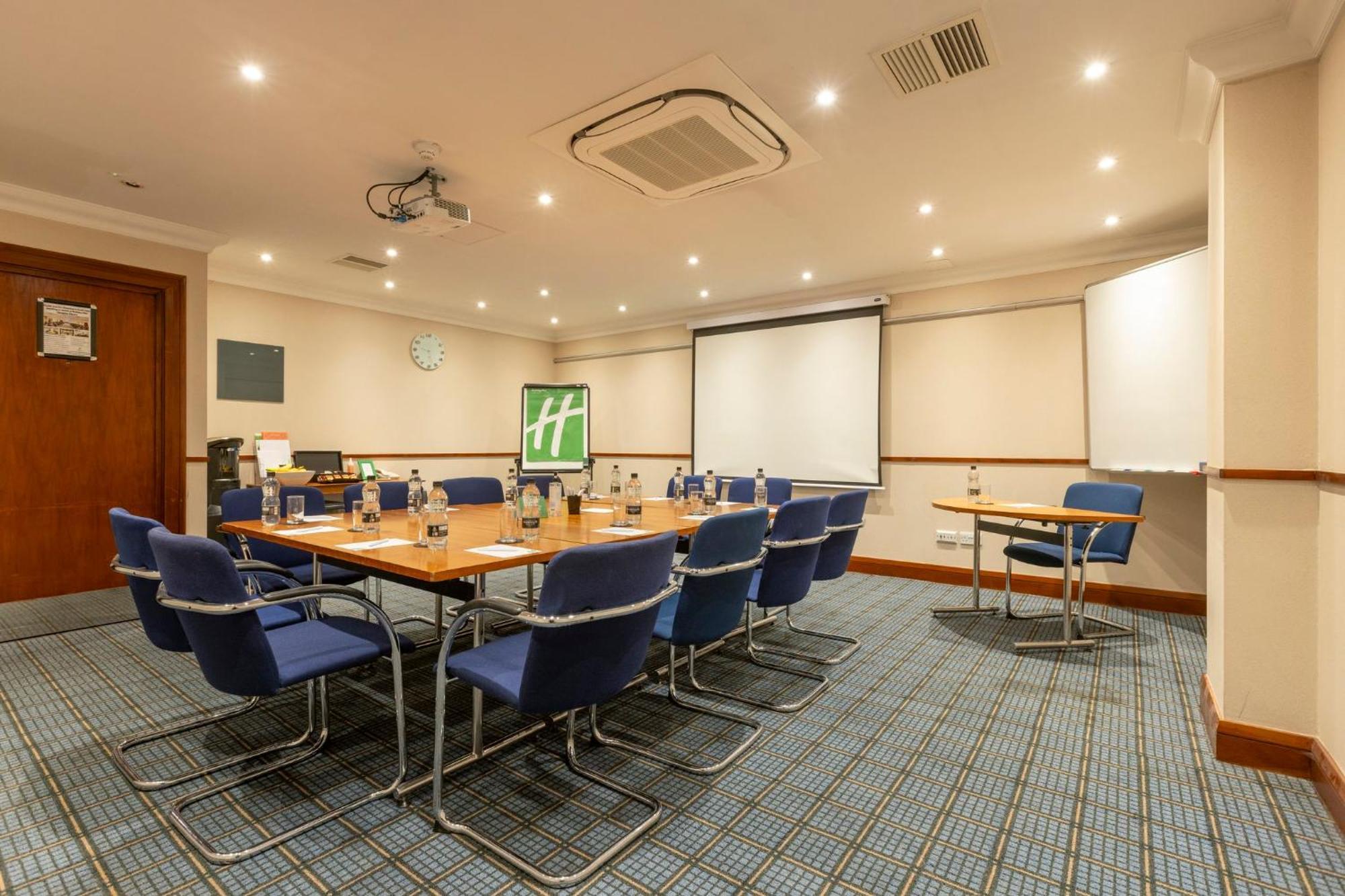 Holiday Inn - Glasgow Airport By Ihg Paisley Exterior photo