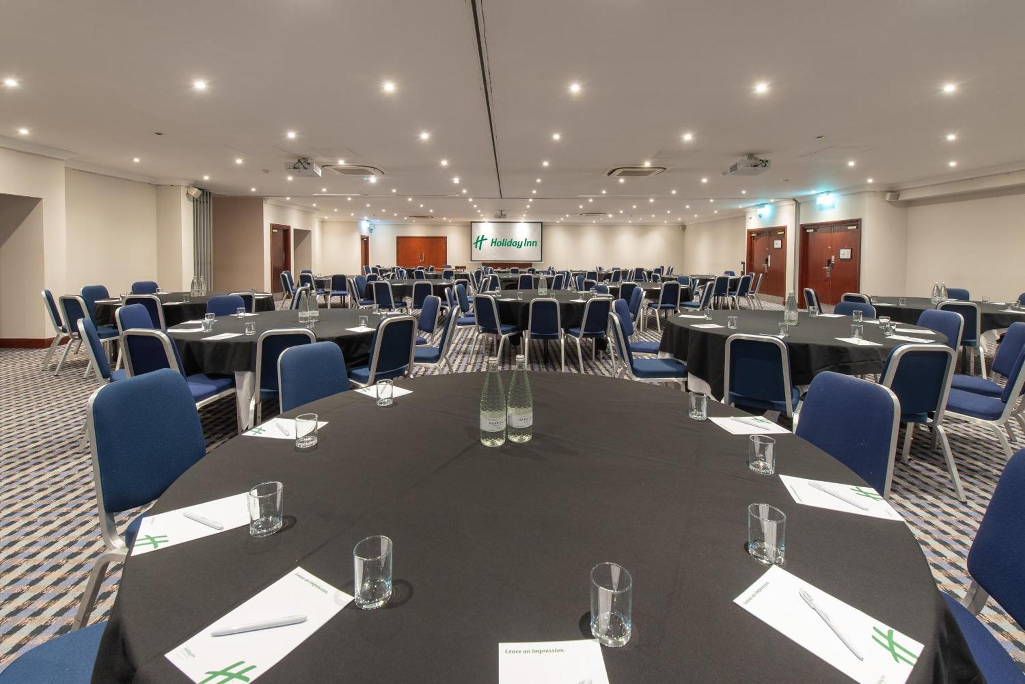 Holiday Inn - Glasgow Airport By Ihg Paisley Exterior photo