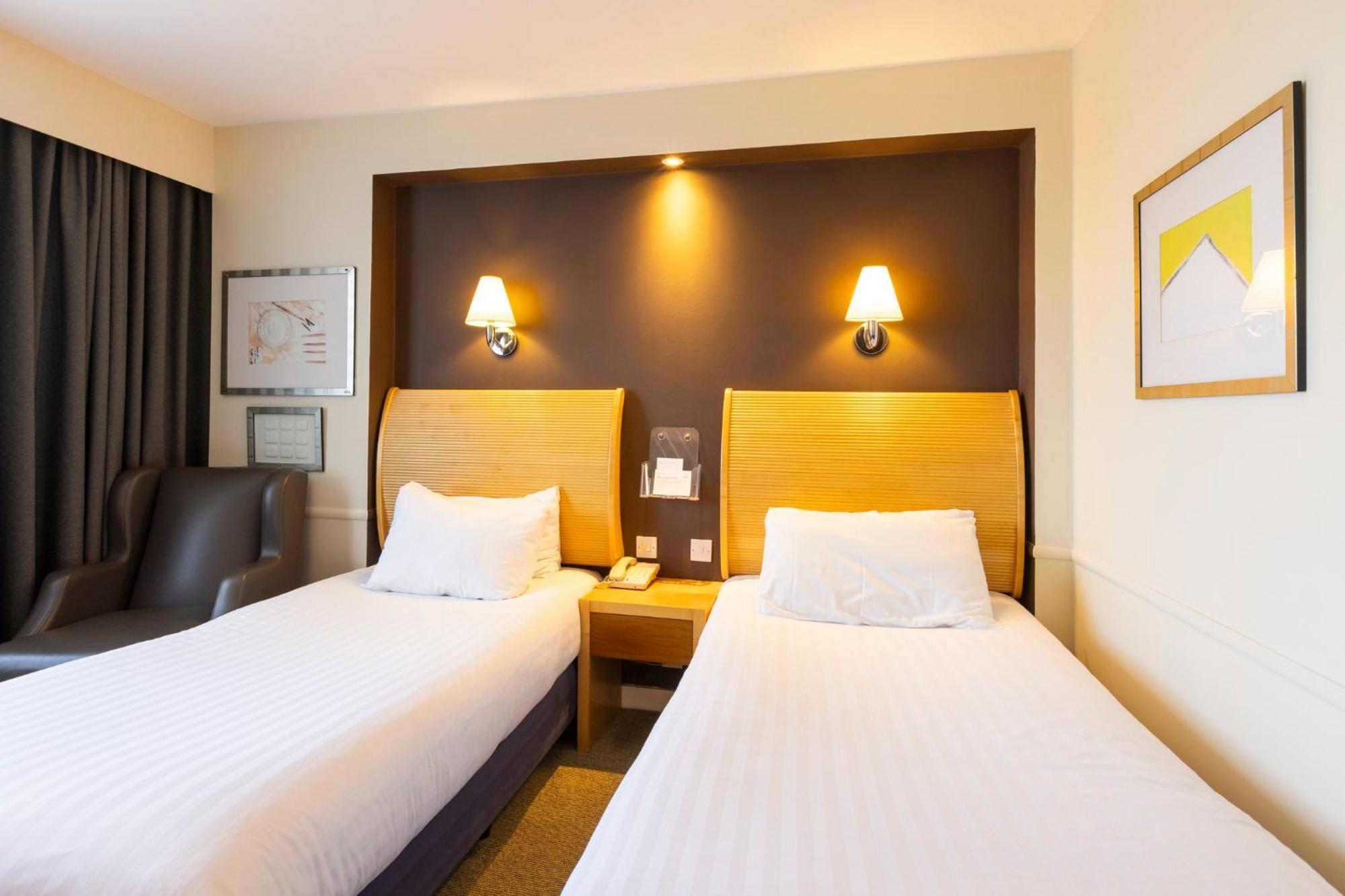 Holiday Inn - Glasgow Airport By Ihg Paisley Exterior photo