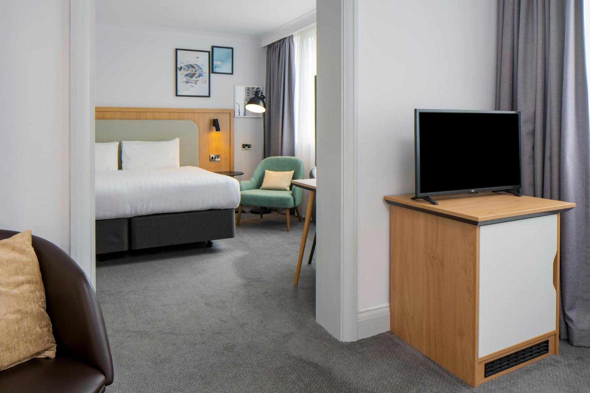 Holiday Inn - Glasgow Airport By Ihg Paisley Exterior photo